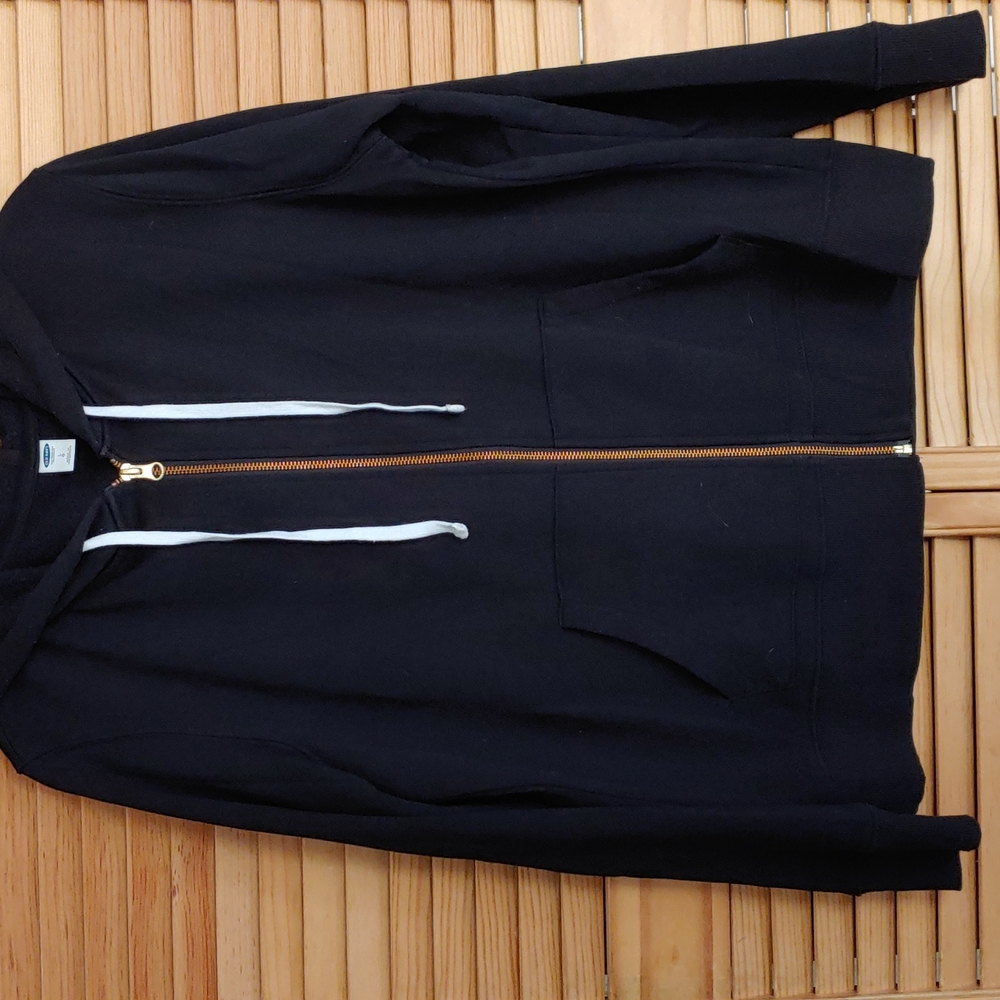 Old Navy sweatshirt